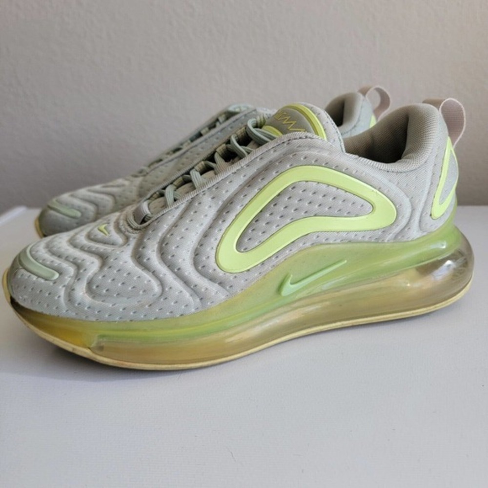 Nike Air Max 720 Pistachio Green CN9506 300 Women Size 7 Running Sneaker Shoes